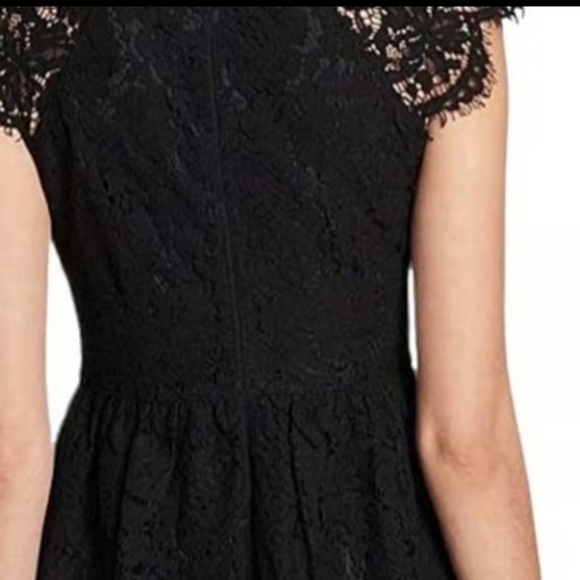 Kensie Fit & Flare Lace Dress with Cap Sleeves Size 2 - Picture 5 of 17